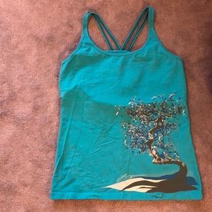 Eddie Bauer first accent tank
